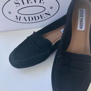 Steve Madden 👡 Black Suede “Paullete” Loafers